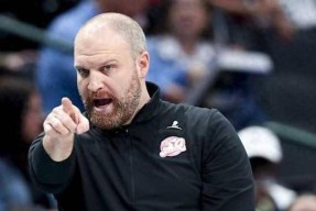 HAOBO SPORTS-转折点孟菲斯灰熊再遭质疑；CBA季后赛今晚攻防权衡；管理层满意；更衣室氛围转暖的简单介绍